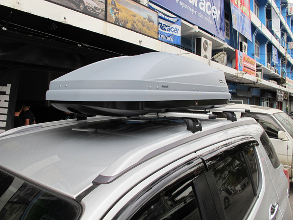 a22-isuzu-mu-x-thule-roofbox-d2autorack-