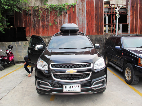 a24-chevrolet-trailblazer-thule-roofbox-