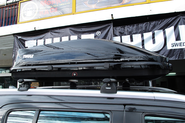 a28-isuzu-mu-x-thule-roofbox-d2autorack-