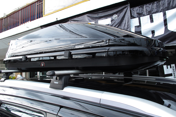 a29-isuzu-mu-x-thule-roofbox-d2autorack-