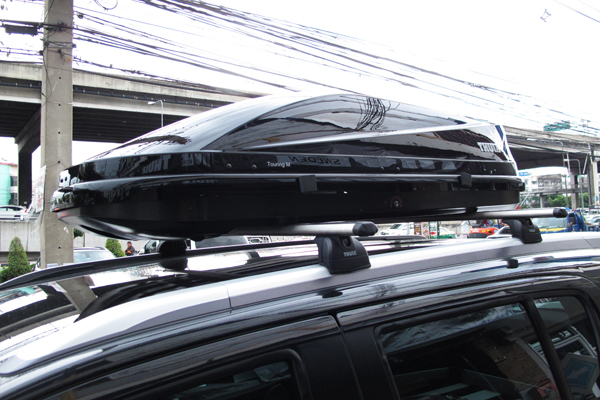 a33-isuzu-mu-x-thule-roofbox-d2autorack-