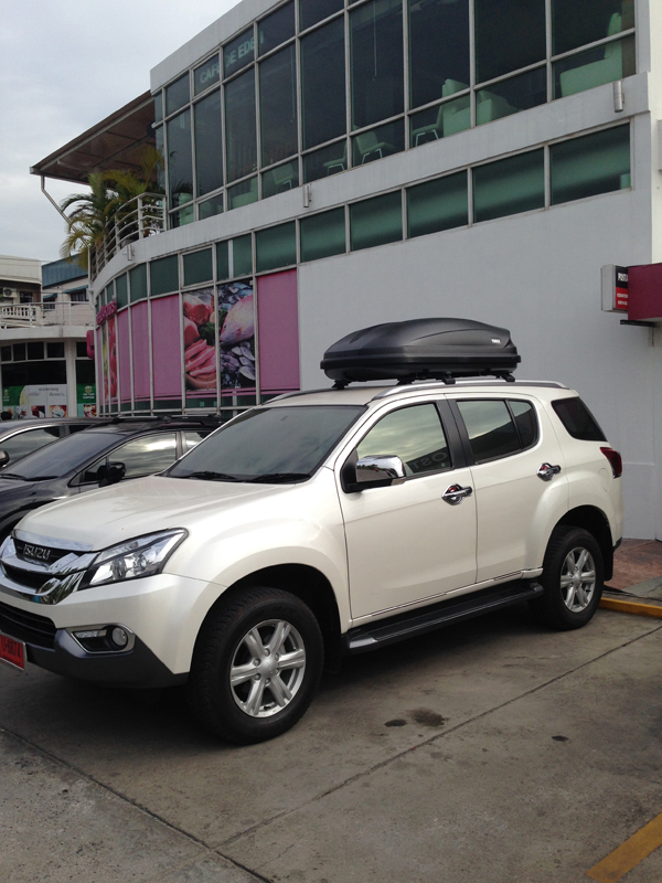 a41-isuzu-mu-x-thule-roofbox-d2autorack-