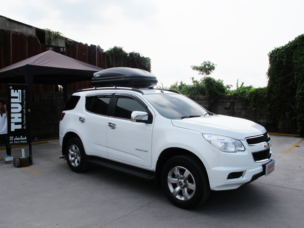 a48-chevrolet-trailblazer-thule-roofbox-