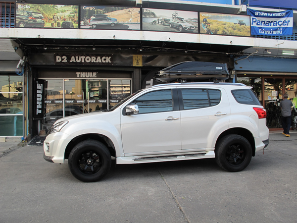 a7-isuzu-mu-x-thule-roofbox-d2autorack-t