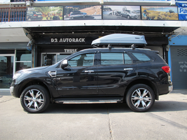 c1-ford-everest-thule-roofbox-d2autorack