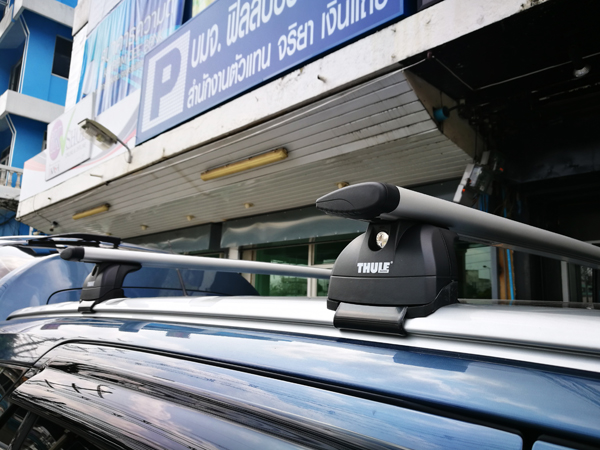 e9-ford-everest-thule-roofbox-d2autorack