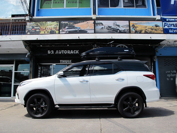 s1-toyota-fortuner-thule-roofbox-d2autor